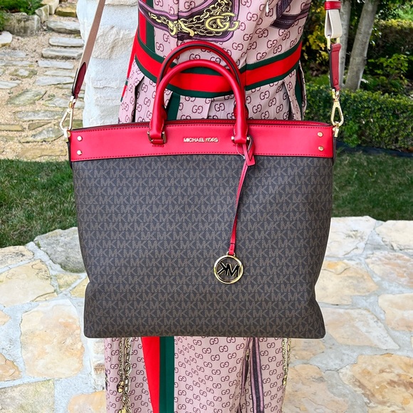 Michael Kors Travel Large NS tote& large continental wallet - Picture 8 of 13